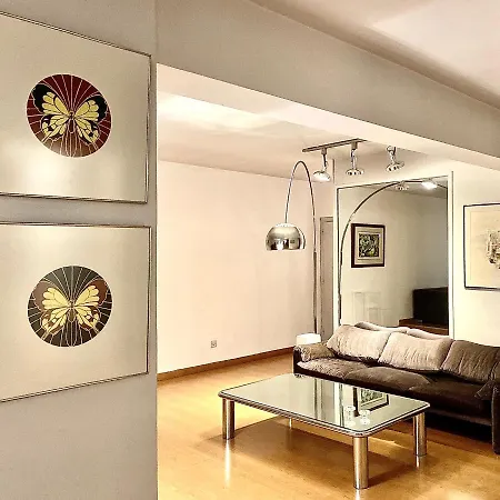 Luxurious Top Floor In The Heart Of Διαμέρισμα *
